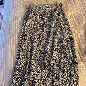 Brandy Melville Midi skirt